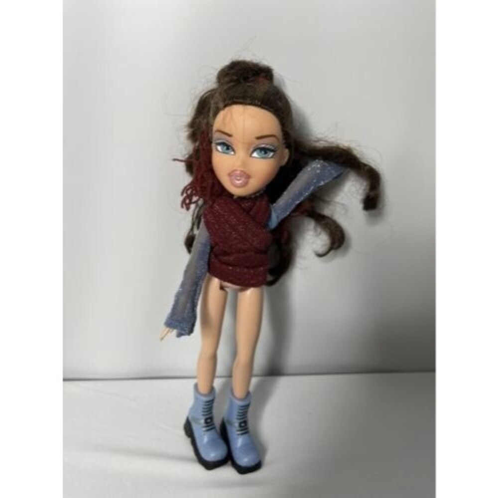 VTG 2001 Bratz Yasmin MGA Doll Y2K Outfit Glitter Lips Eyeshadow